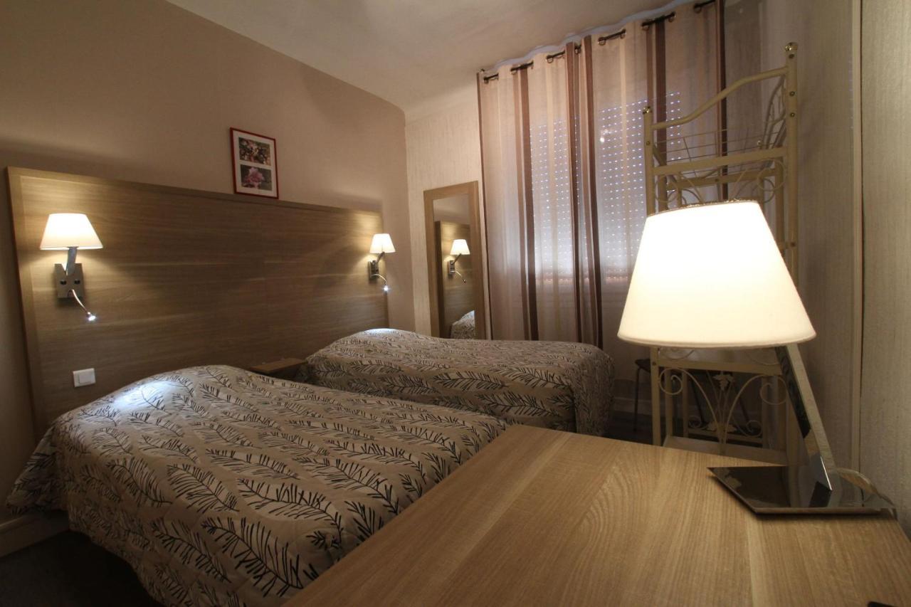 Le Provencal Hotell Tarascon Exteriör bild