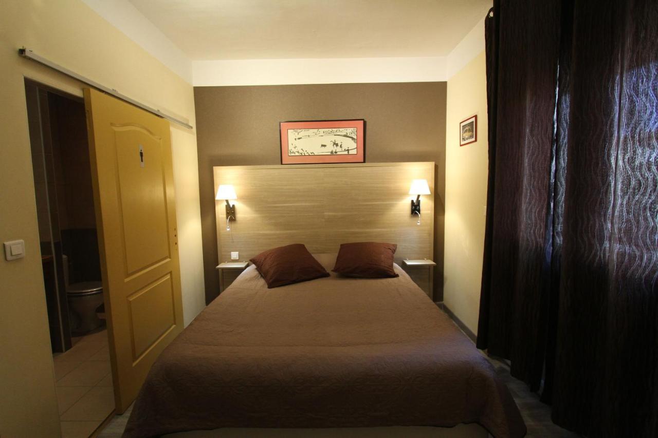 Le Provencal Hotell Tarascon Exteriör bild