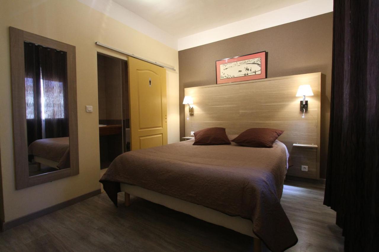 Le Provencal Hotell Tarascon Exteriör bild